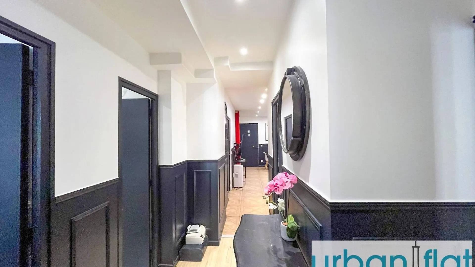 81 - Luxe Sebastopol Apartment *